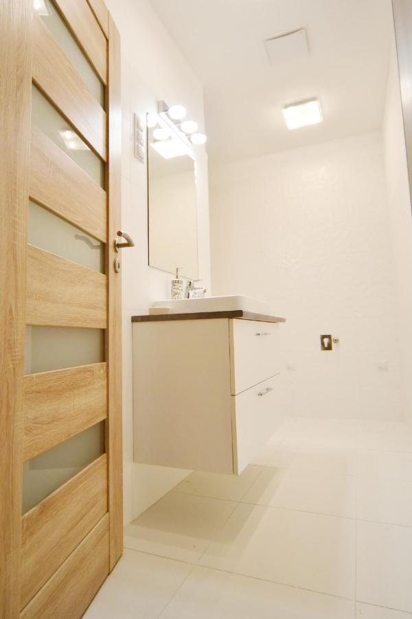 Moment Apartments Сольнок Екстер'єр фото