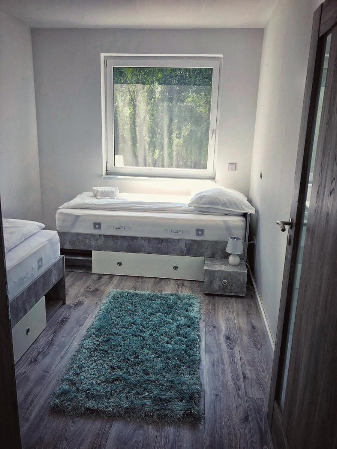 Moment Apartments Сольнок Екстер'єр фото
