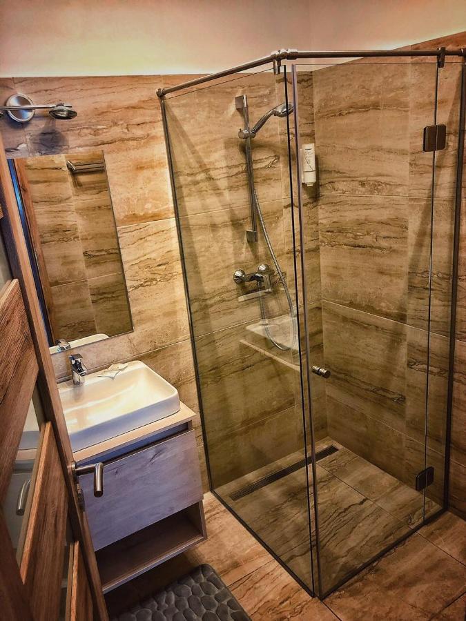 Moment Apartments Сольнок Екстер'єр фото