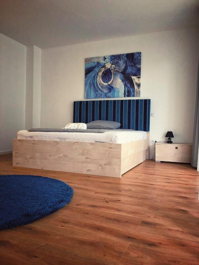 Moment Apartments Сольнок Екстер'єр фото